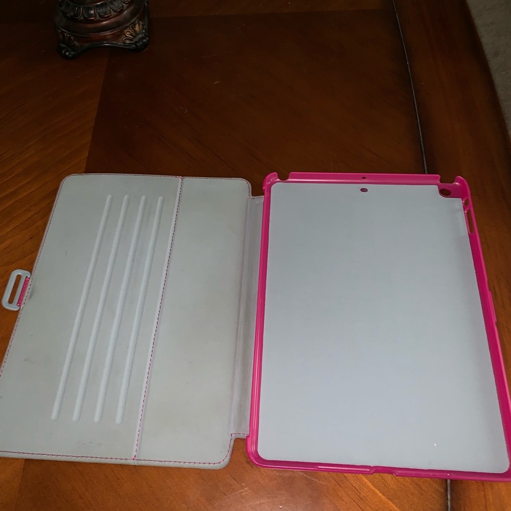 iPad Air case bundle - Picture 3 of 5